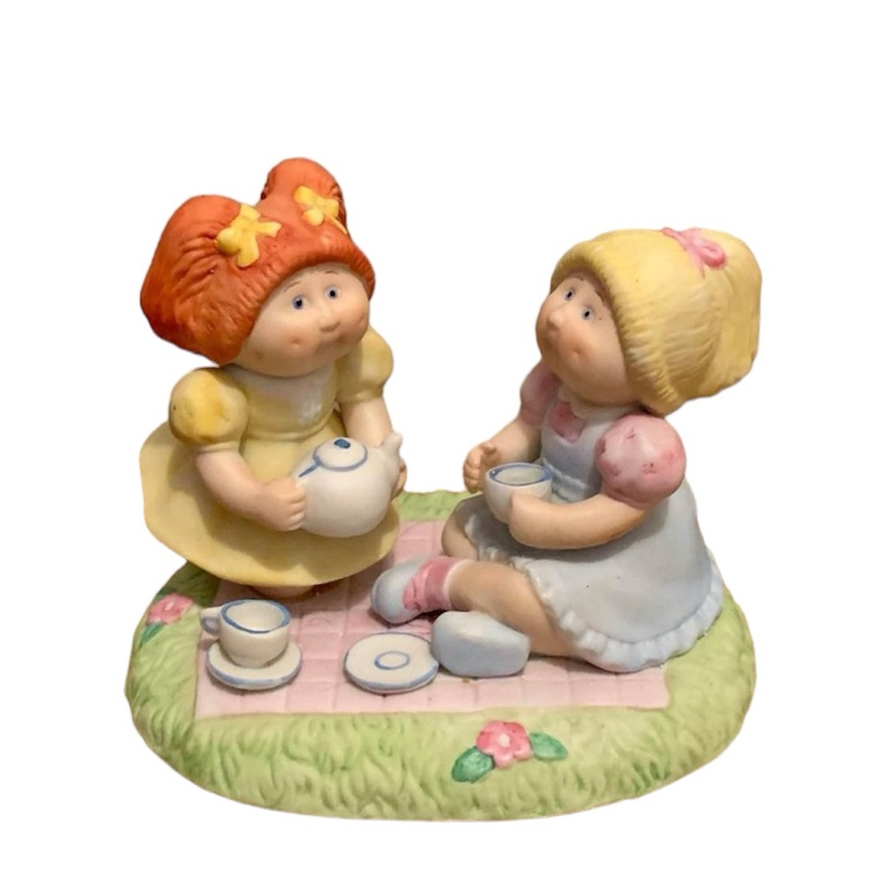 Cabbage Patch Kids TEA FOR TWO tea party porcelain figurine VINTAGE 1984 CPK